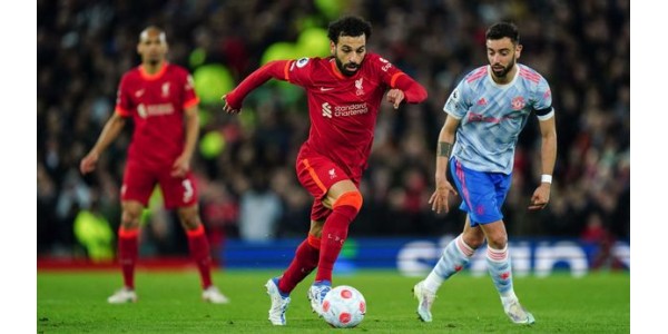 Manchester United bytter trener etter nok et nederlag mot Liverpool